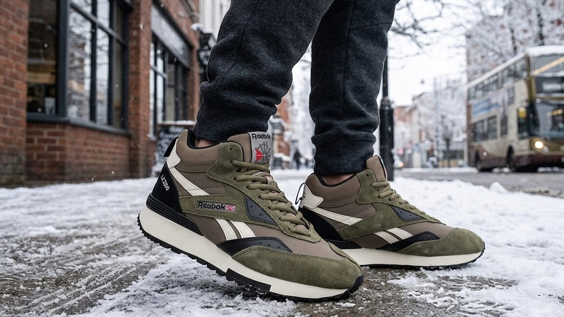 Преимущества зимней обуви Reebok LX 2200