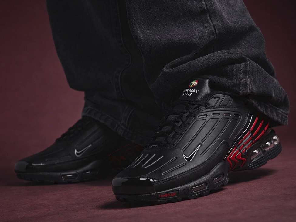 С чем носить дрилловые кроссовки Nike Air Max Plus 3