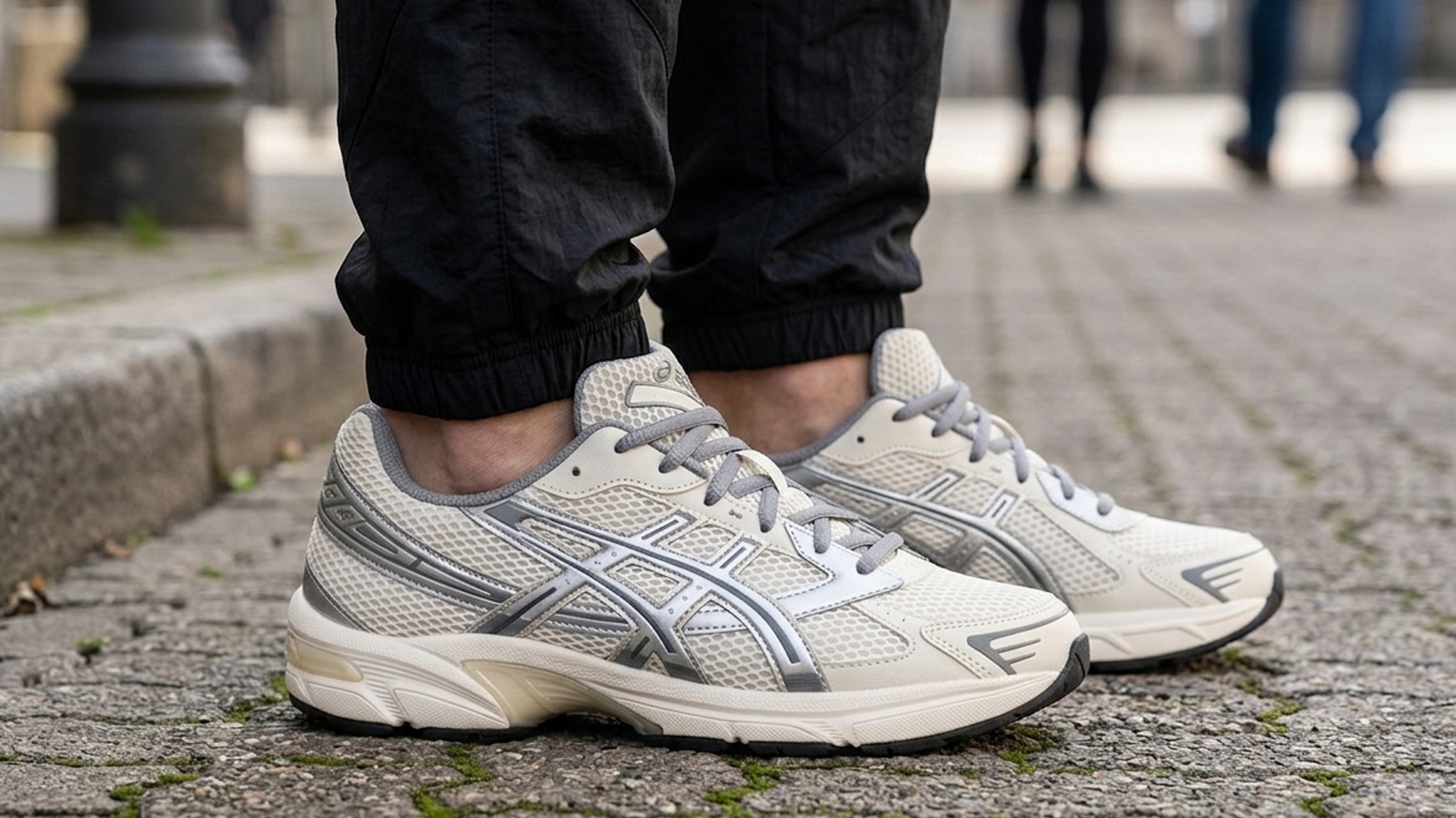 Asics Gel-1130: главный ретро-тренд среди кроссовок